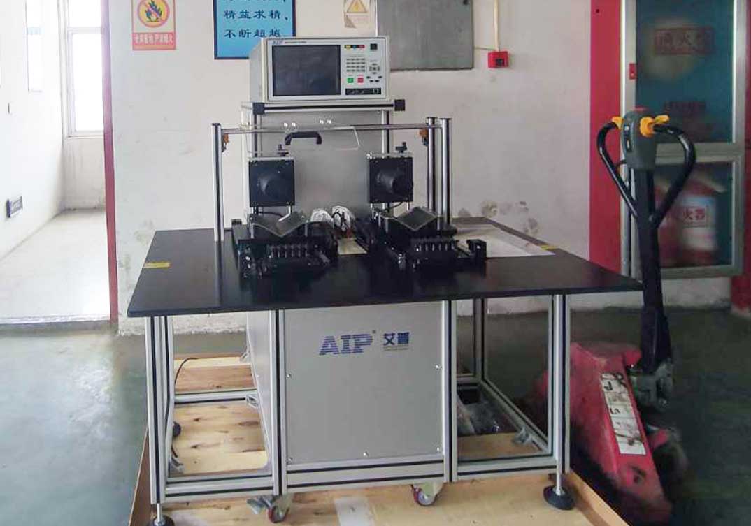 水泵電機(jī)定子檢測(cè)臺(tái)應(yīng)用現(xiàn)場(chǎng)—艾普智能.jpg 水泵電機(jī)定子檢測(cè)臺(tái)應(yīng)用現(xiàn)場(chǎng)—艾普智能.jpg