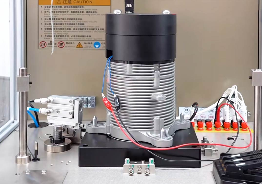 中置驅(qū)動電機測試系統(tǒng)應(yīng)用現(xiàn)場